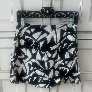 A New Day Black and White Abstract Mini Skirt/skort